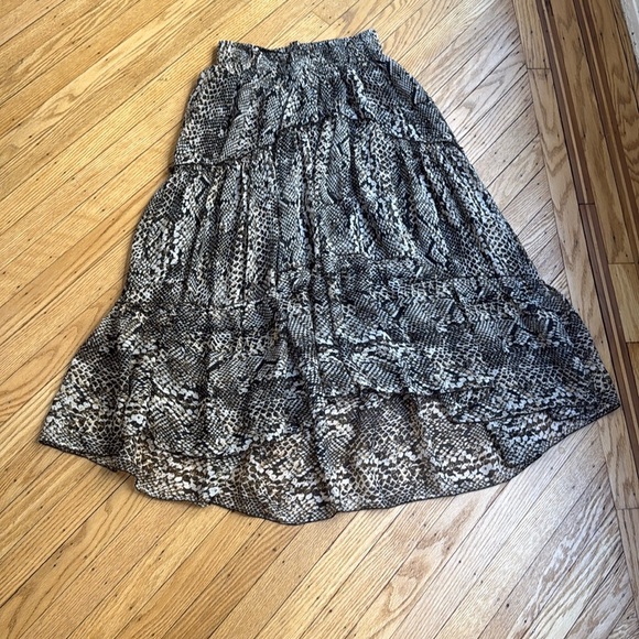 PRIMARK snake skin print chiffon high low Tiered  skirt size large - Picture 1 of 9